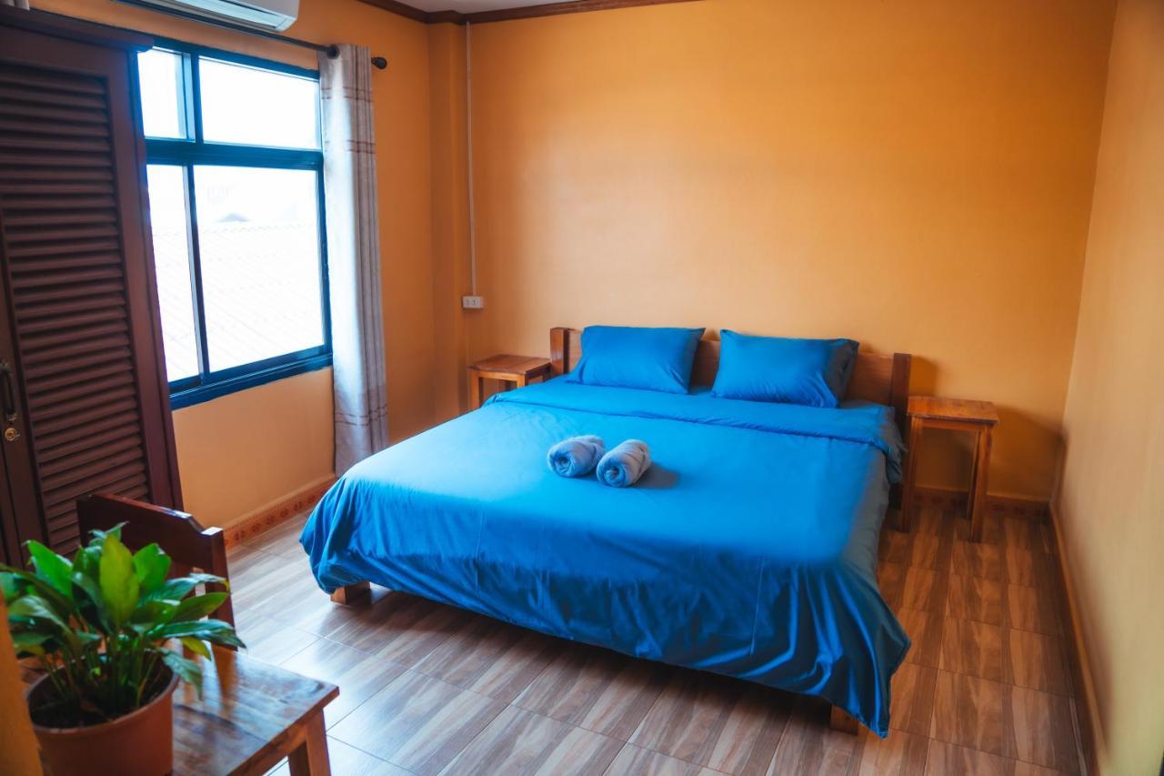 Vang Vieng Sunset Guesthouse & Restaurant Exterior photo